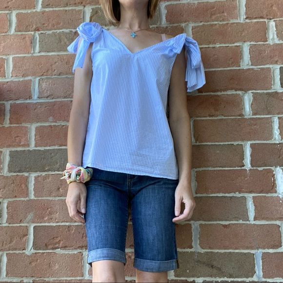 Who What Where stripe button-back shoulder-bow top - Picture 4 of 16